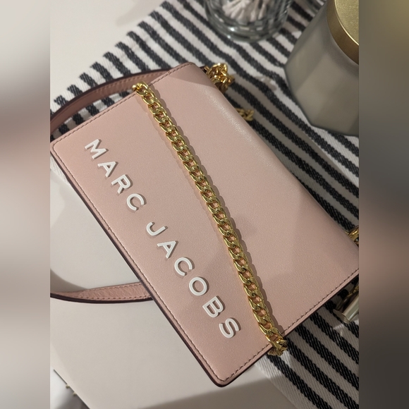 Marc Jacobs Flap Cross Body - Picture 6 of 6